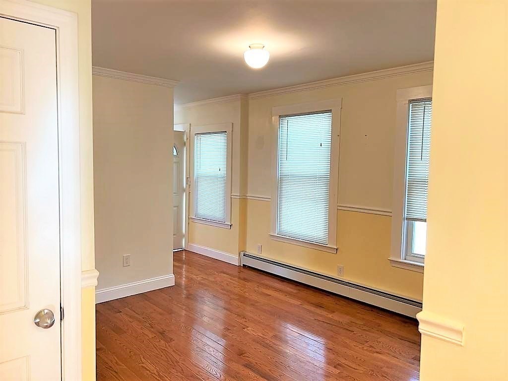 11 Clinton St, Newton