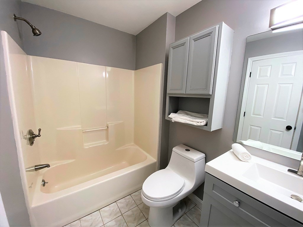 30 Columbia Ave, Newton