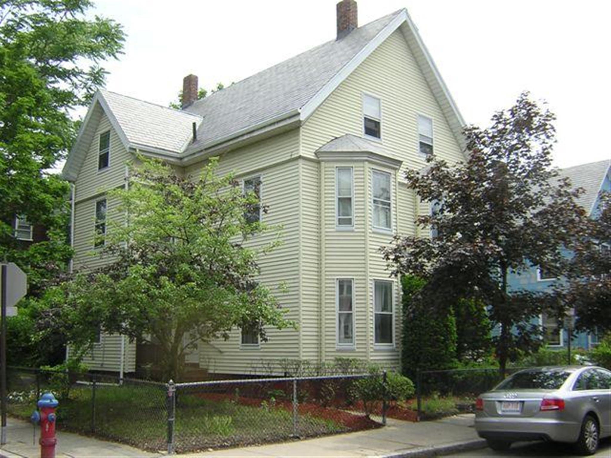 145 Orchard St, Davis Square