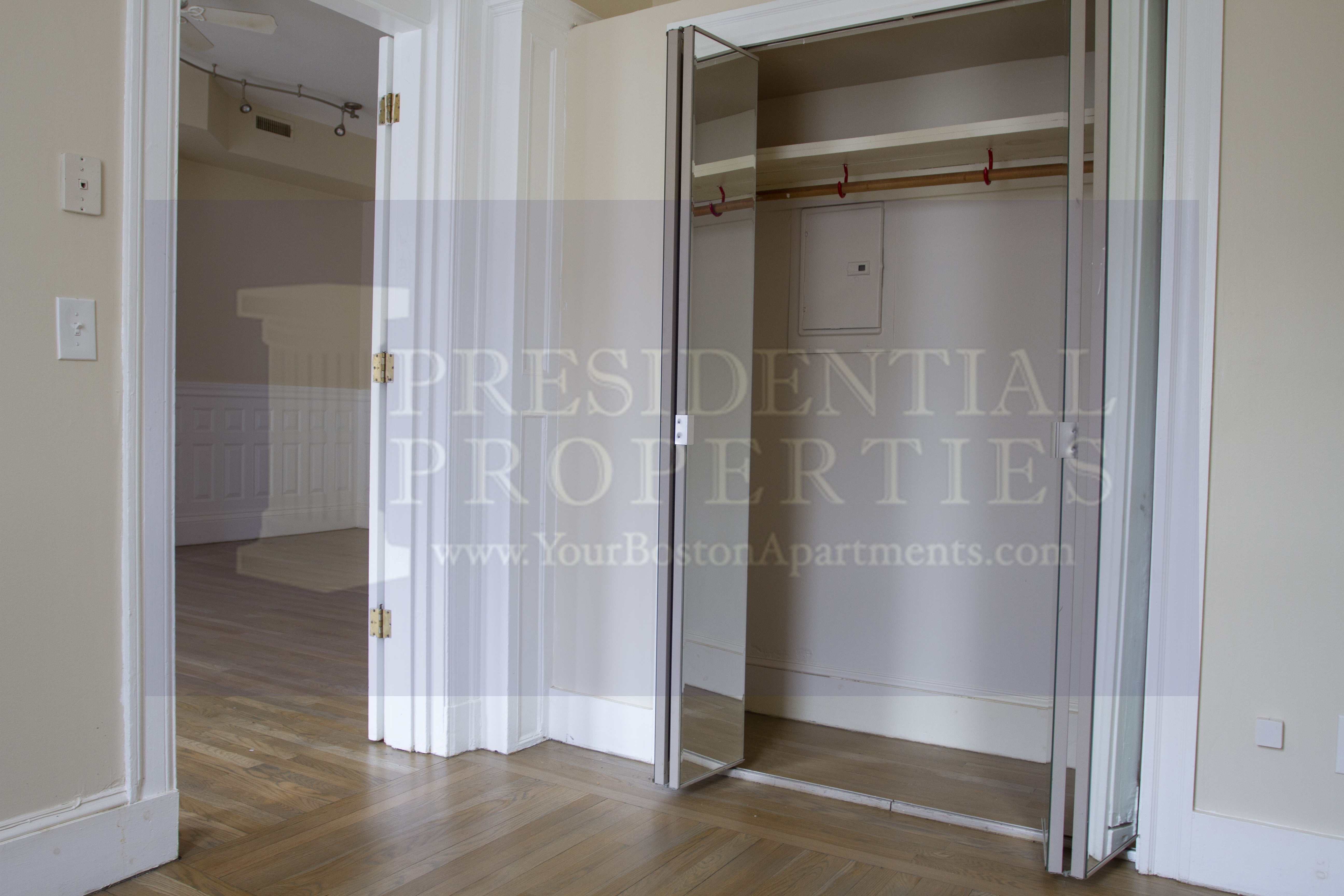 427 Commonwealth Ave, Fenway