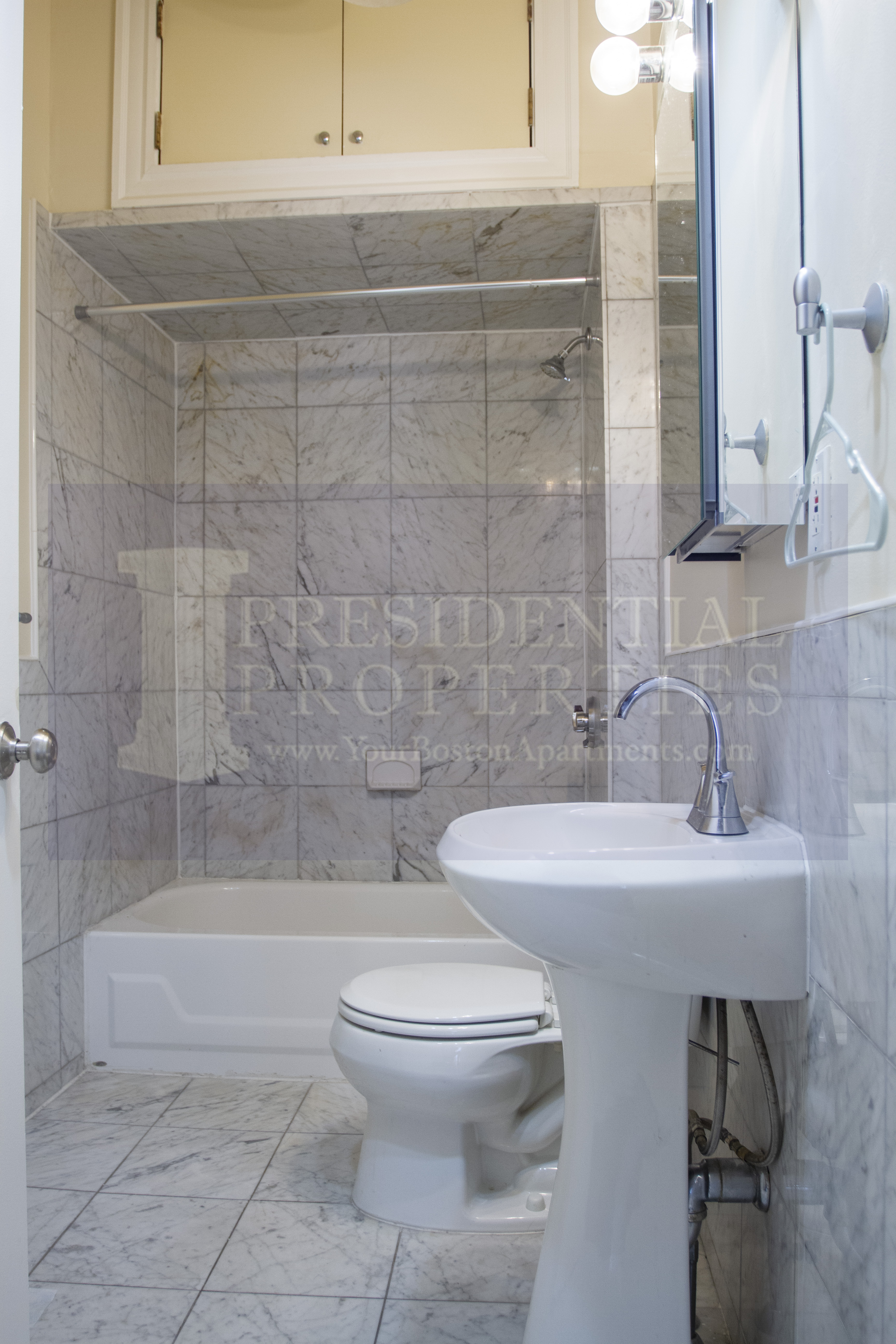 427 Commonwealth Ave, Fenway