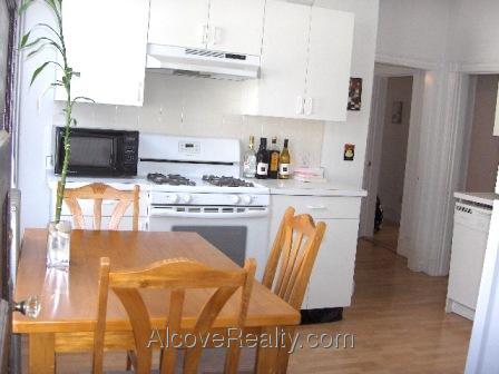 15 Farragut Ave, Teele Square