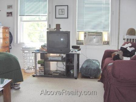 15 Farragut Ave, Teele Square