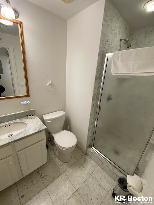 476 Columbus Ave, South End