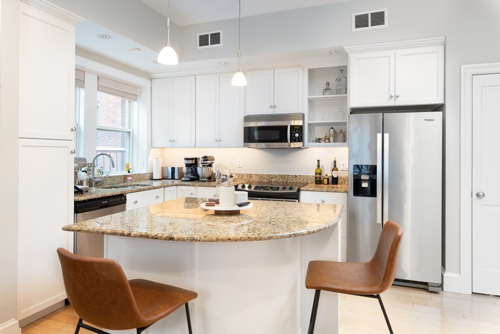 479 Beacon, Back Bay