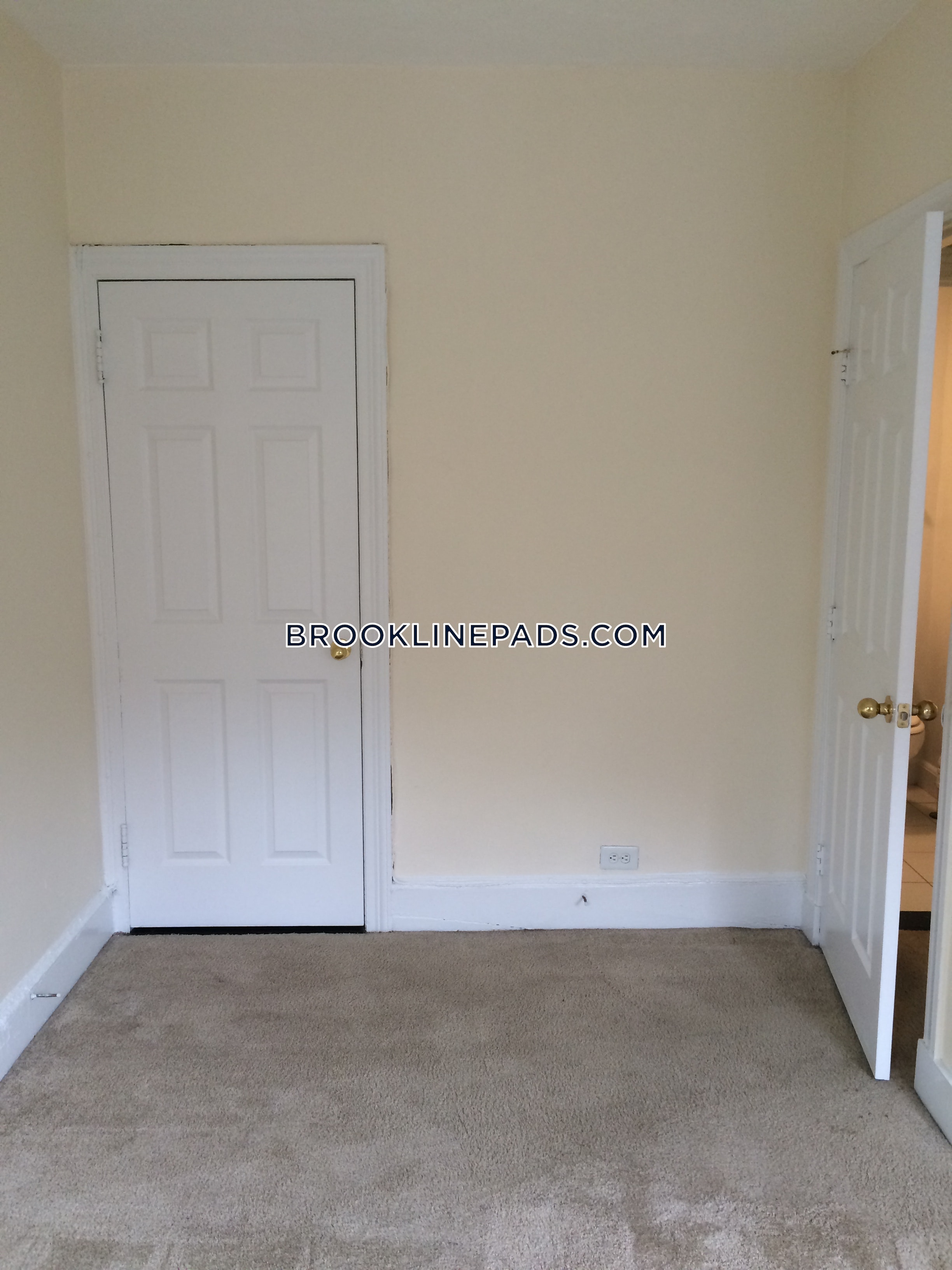 1223 Beacon St, Coolidge Corner