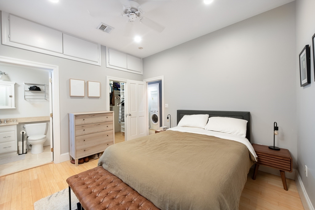 479 Beacon, Back Bay