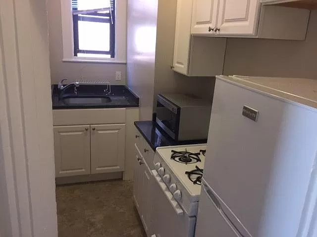 48 John F Kennedy St, Riverside