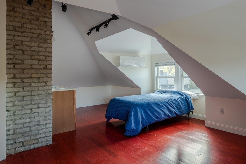 22 Embassy Rd, Brighton