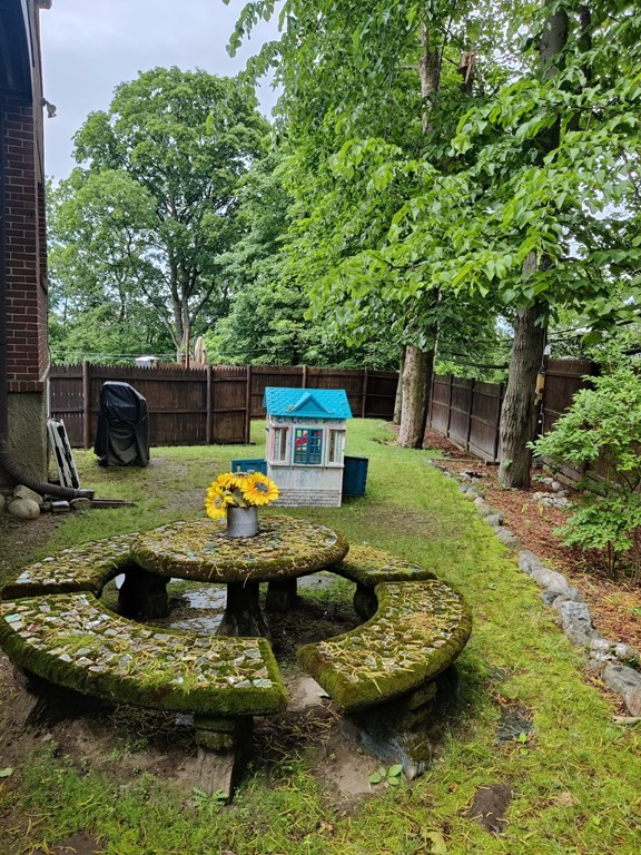 64 Gardner Rd, Coolidge Corner