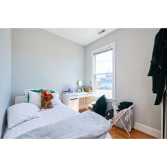 146 Bremen St, East Boston