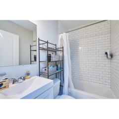 146 Bremen St, East Boston