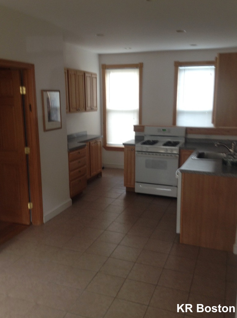 49 Pearl St, Newton