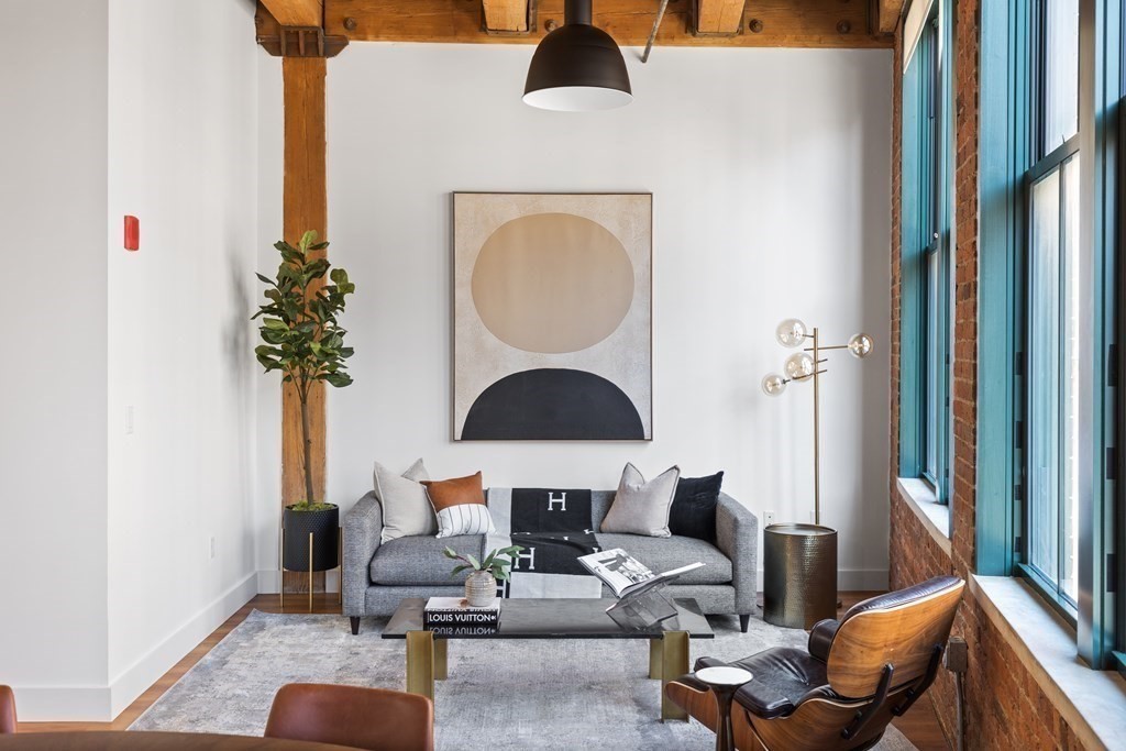 49 Melcher St, South Boston