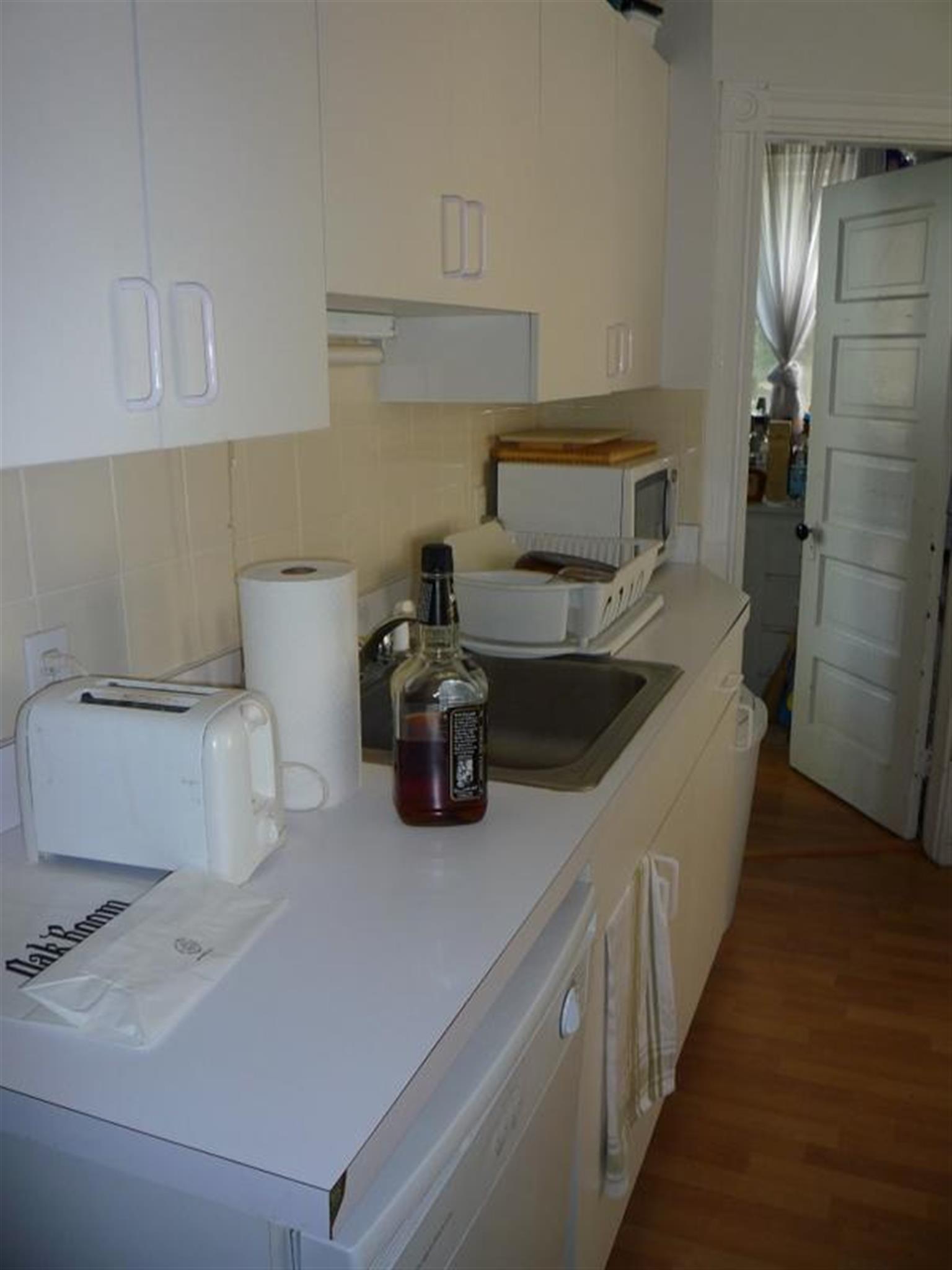 13 Farragut Ave, Teele Square