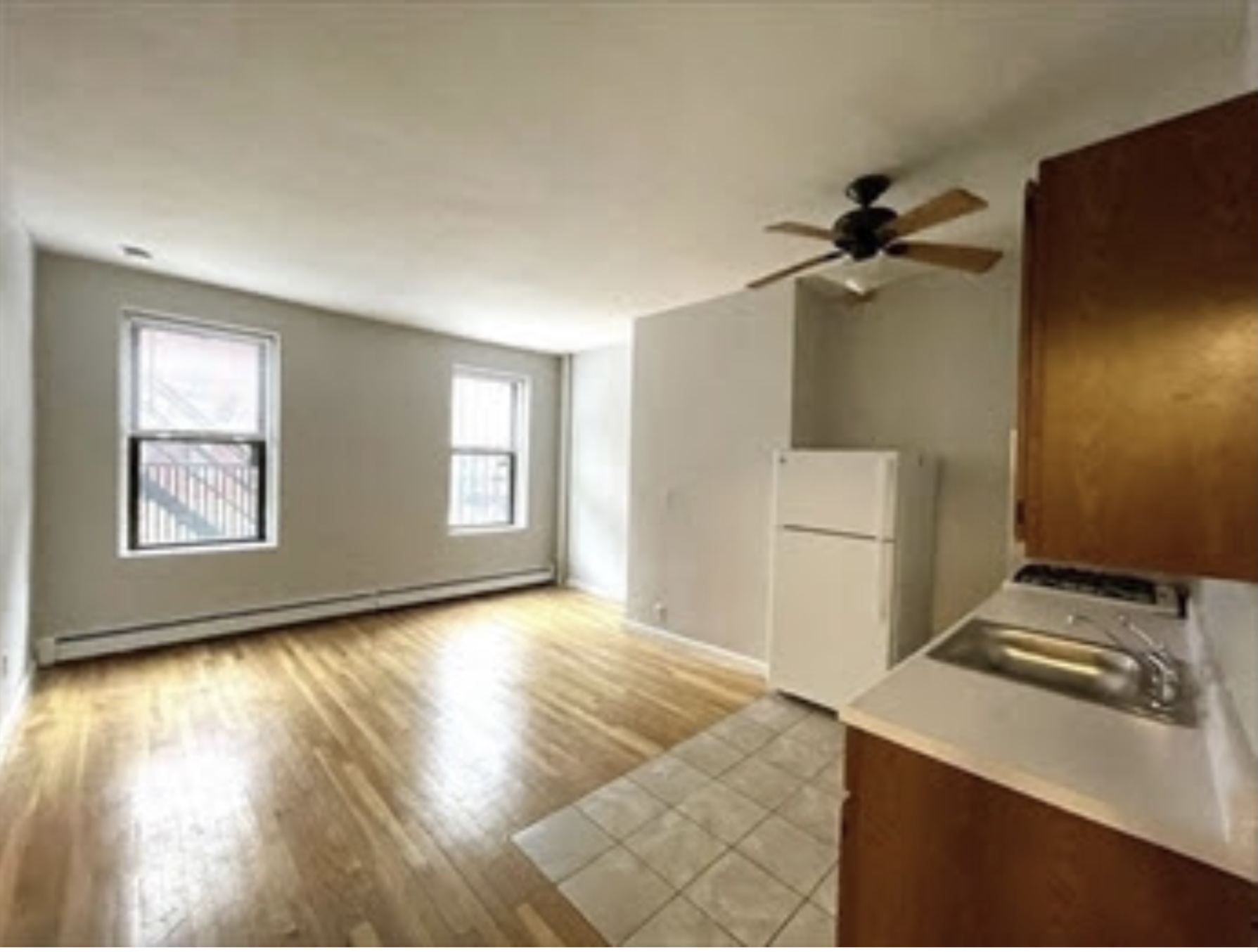 418 Massachusetts Ave, South End