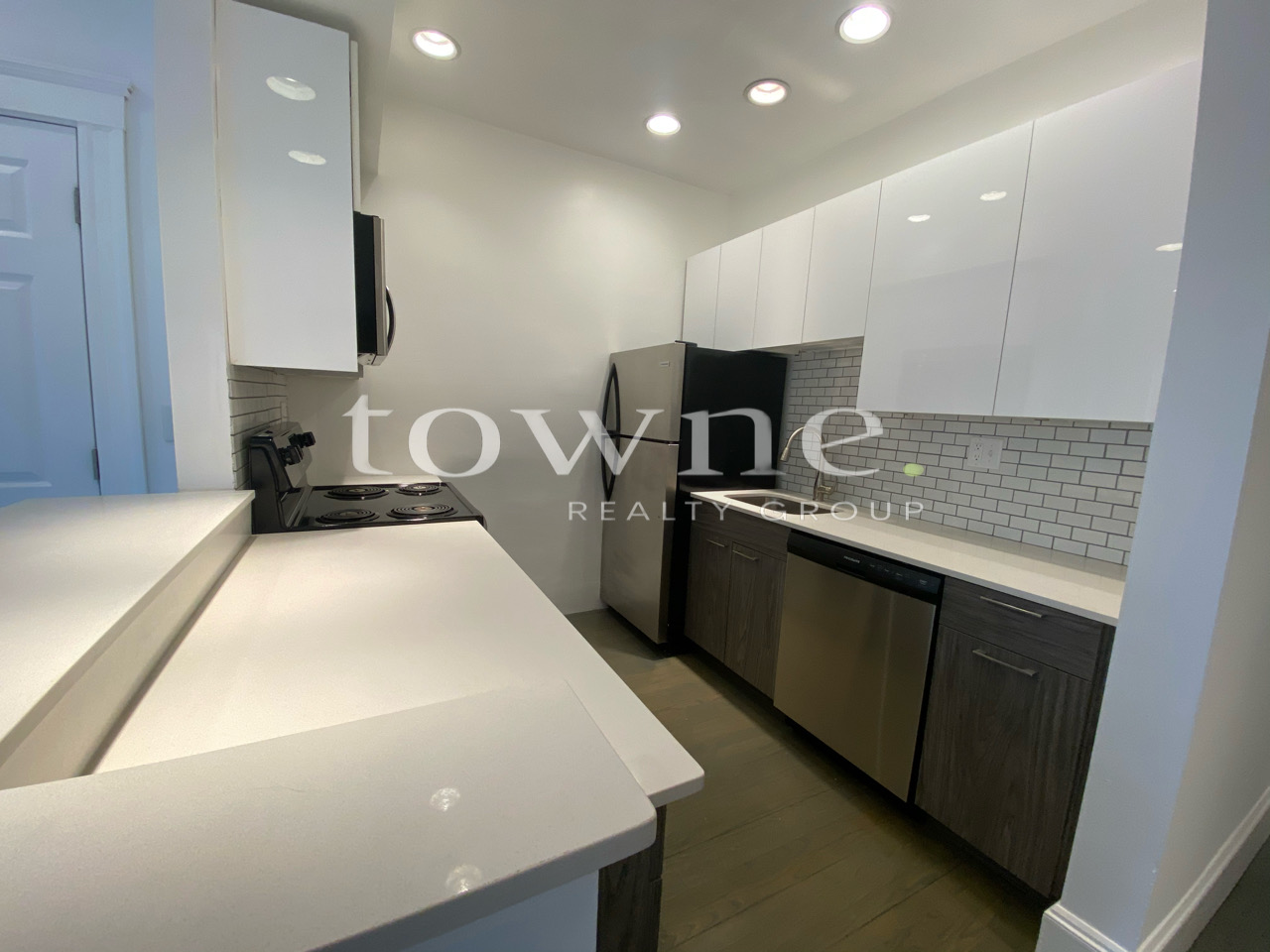 51 Queensberry St, Fenway