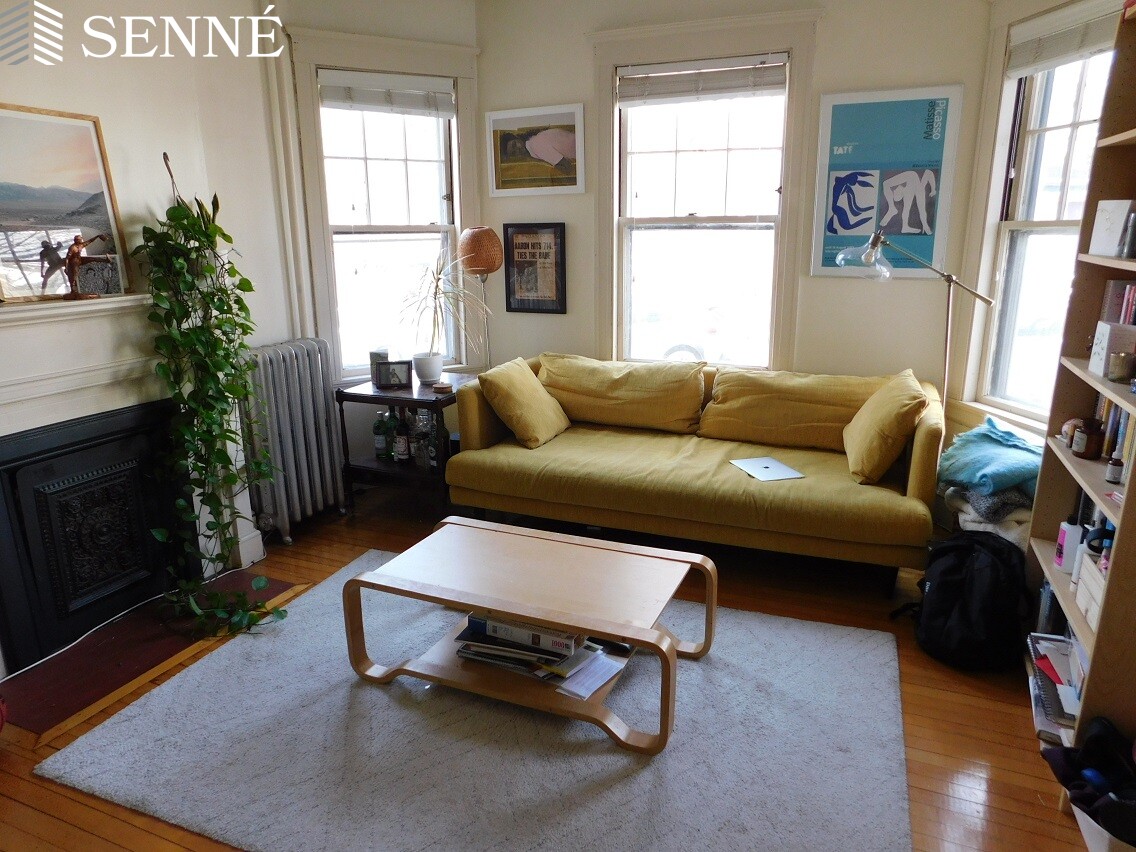 4 Avon St, Harvard Square