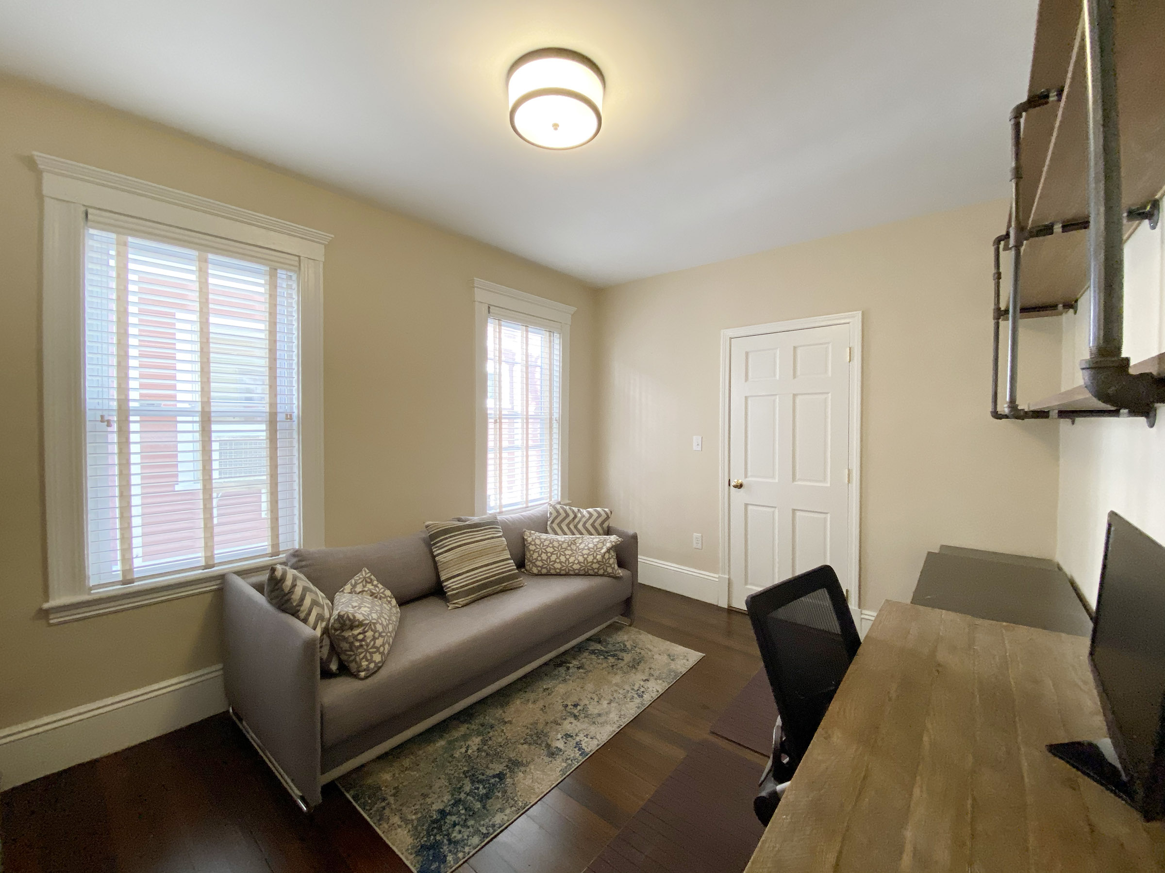 4 Banks St, Davis Square