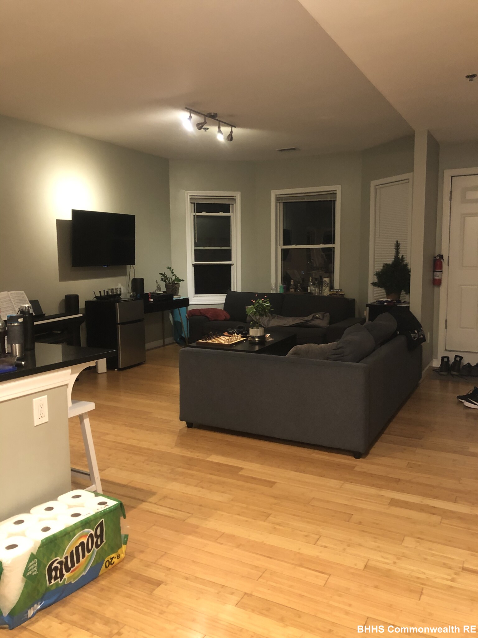 106 Chester St, Allston