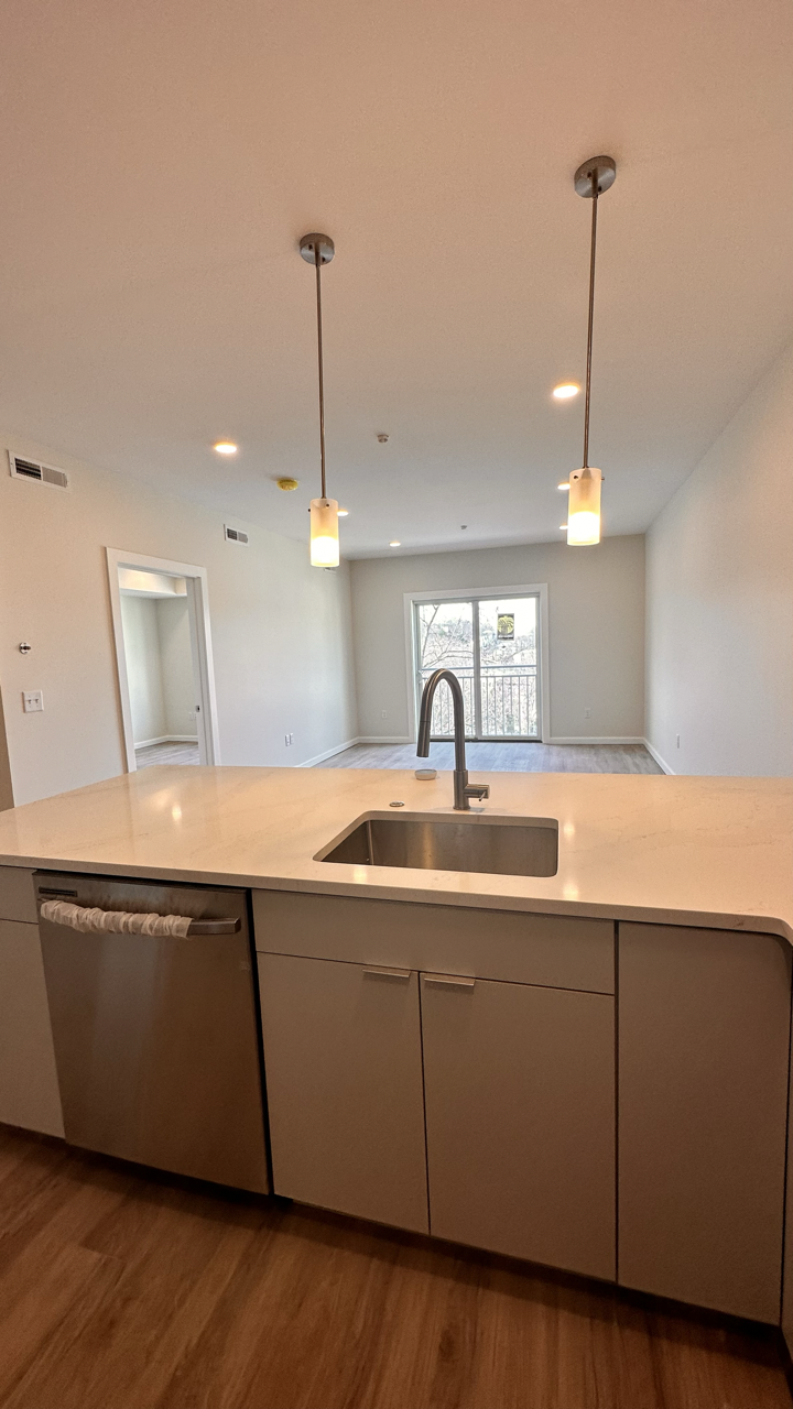 460 Washington St, Brighton