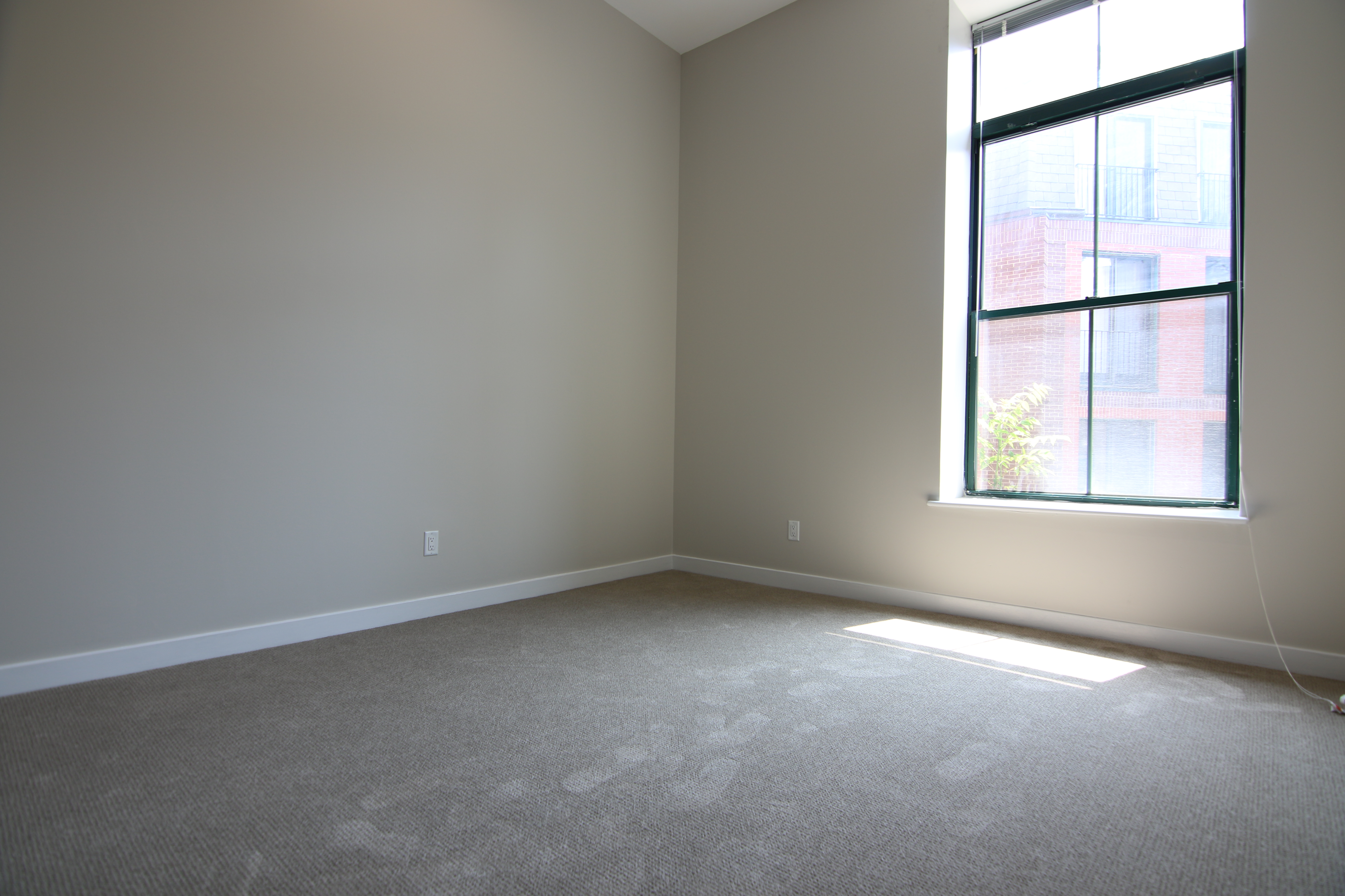 1661 Washington St, South End