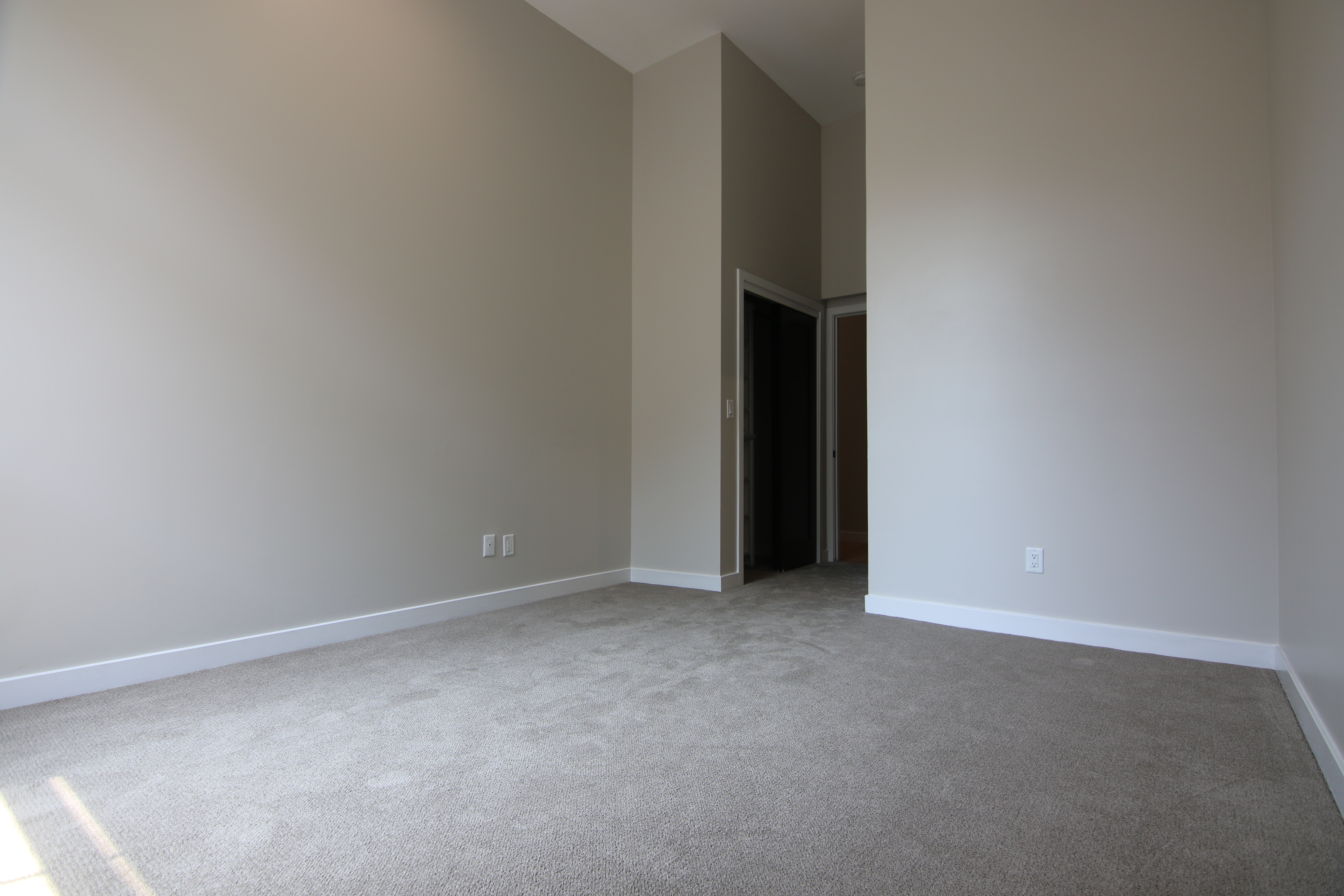 1661 Washington St, South End