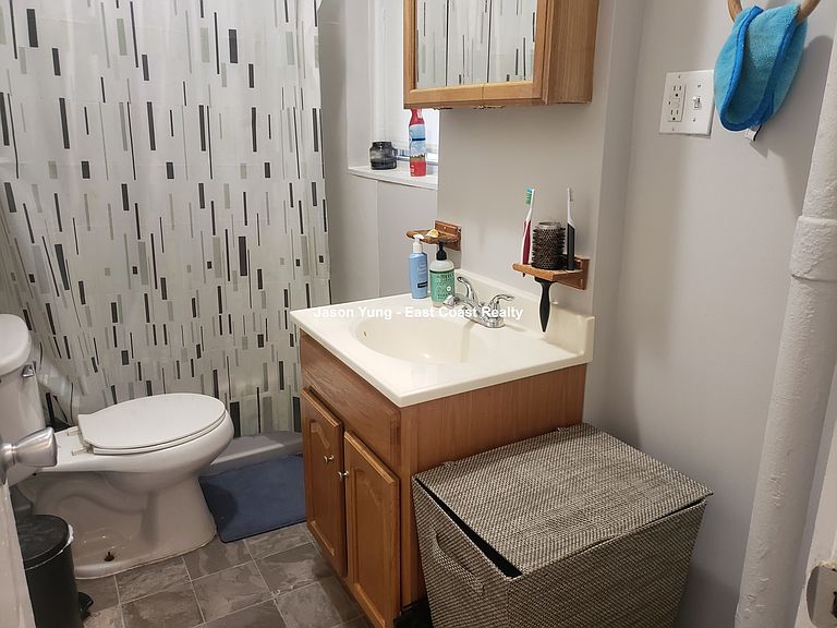 45 Chestnut Hill Ave, Brighton