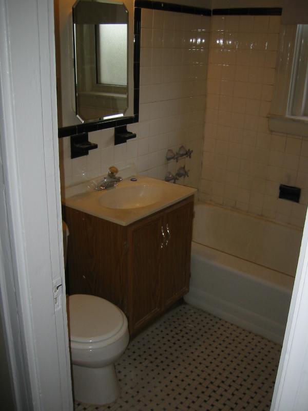 208 Winthrop Rd, Brookline Hills