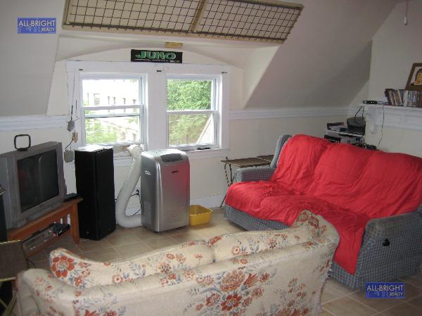 73 Gardner St, Allston