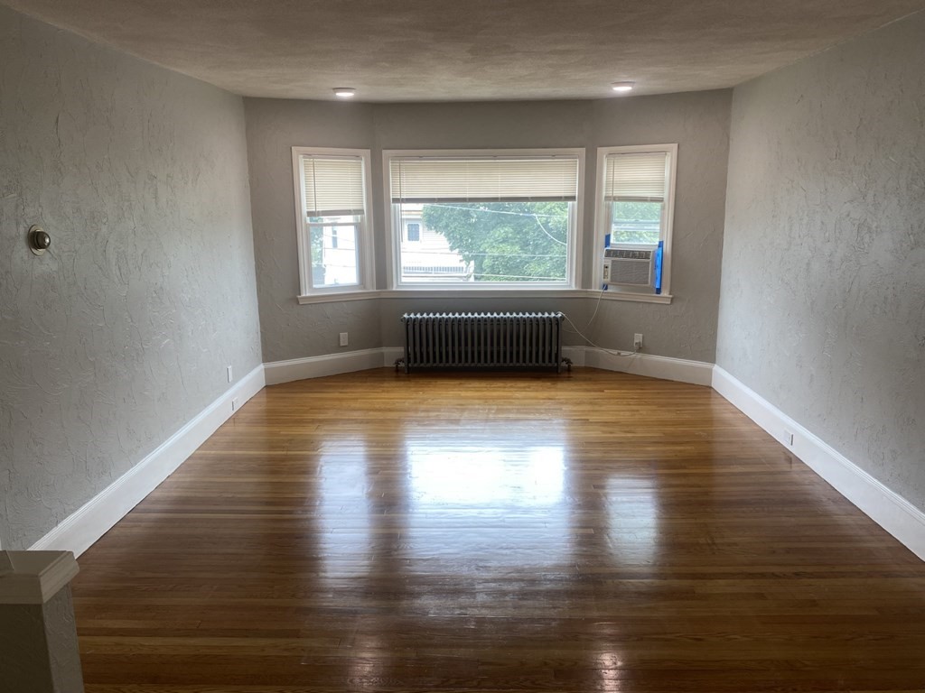 148 George St, Tufts University