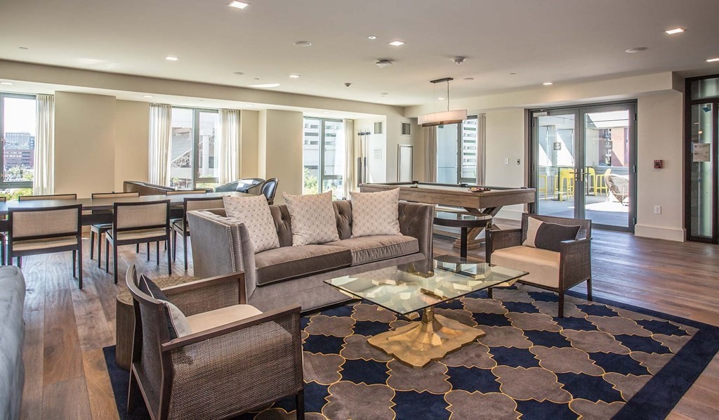 1 Canal St, North End