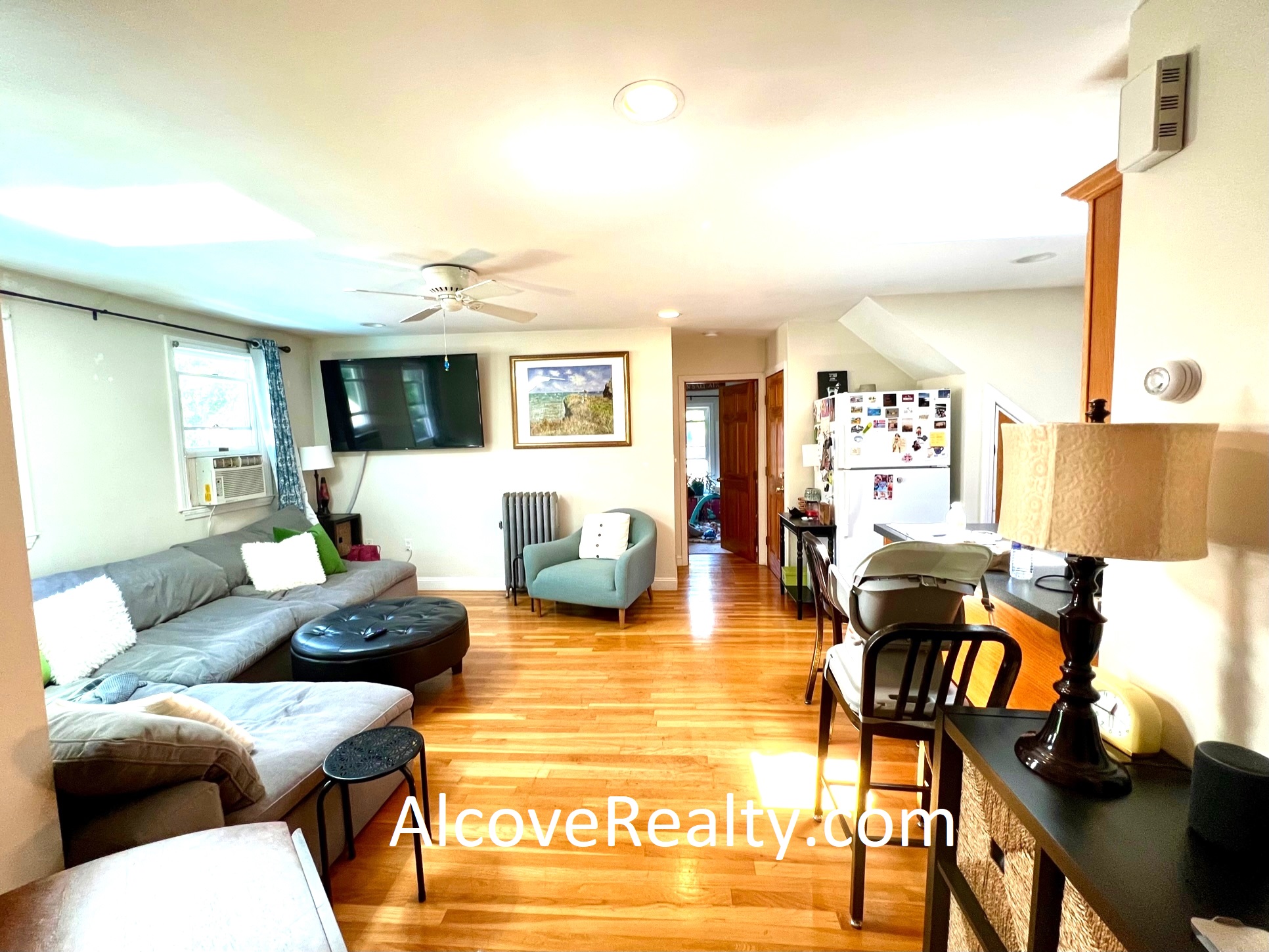 24 Burnham St, Davis Square