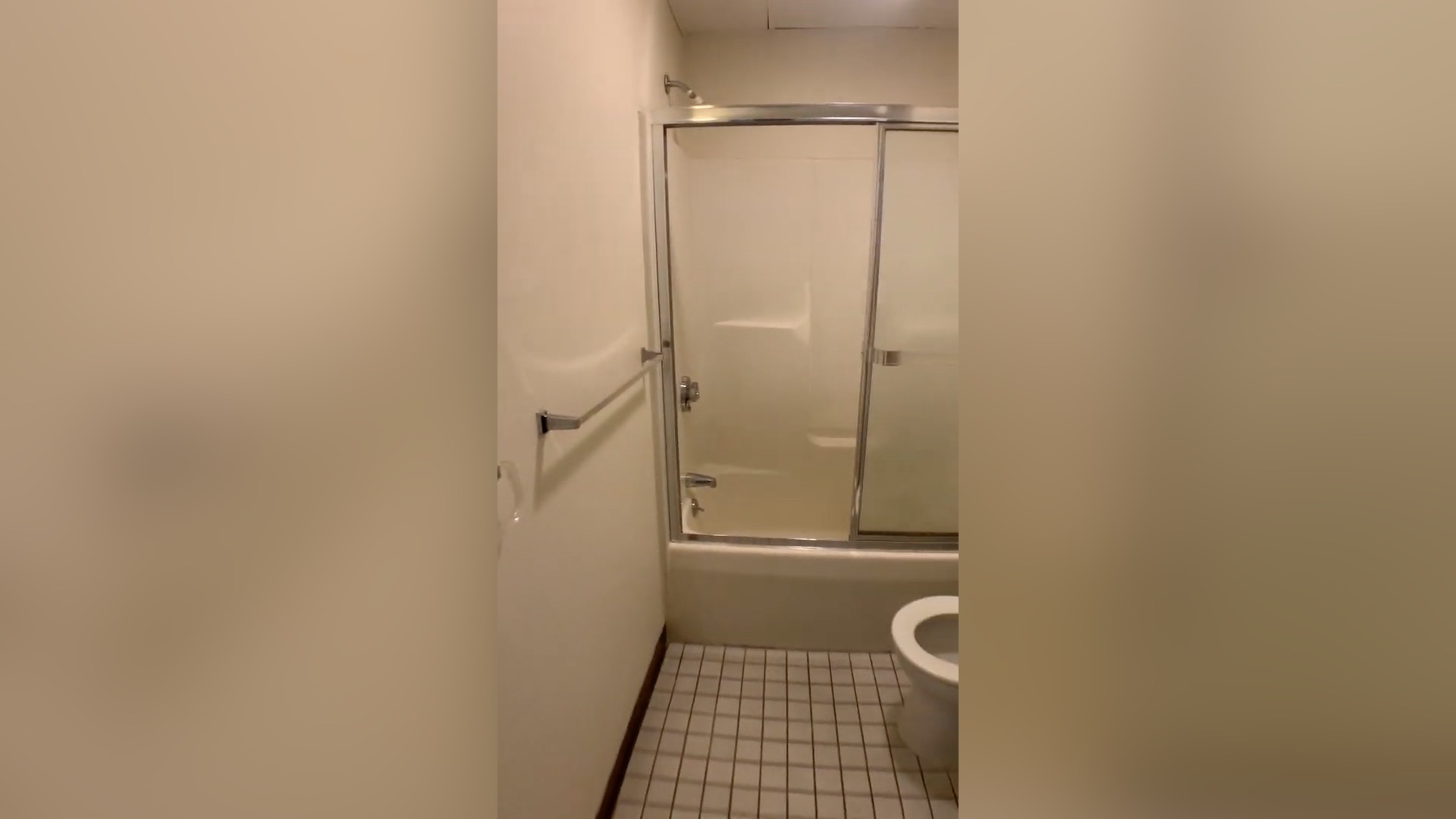 81 Essex St, Chinatown