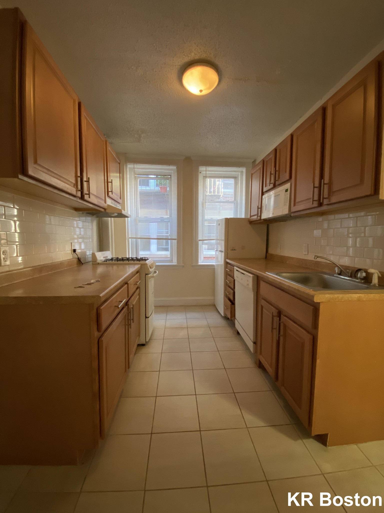 5 Barrows St, Allston