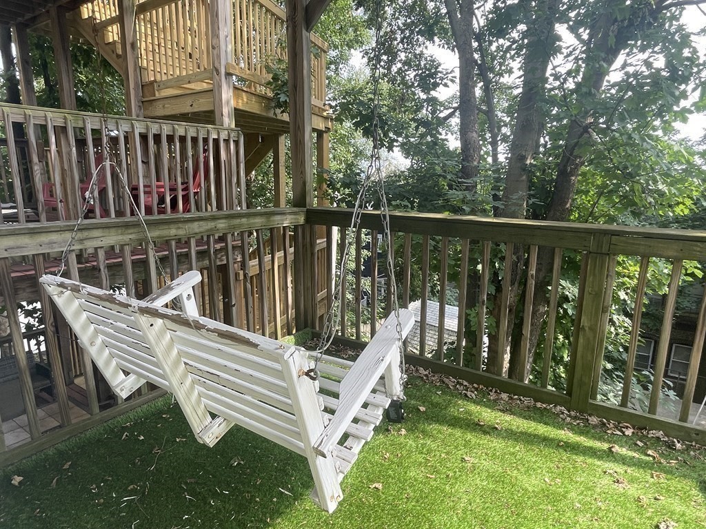 5 Dixfield St, South Boston