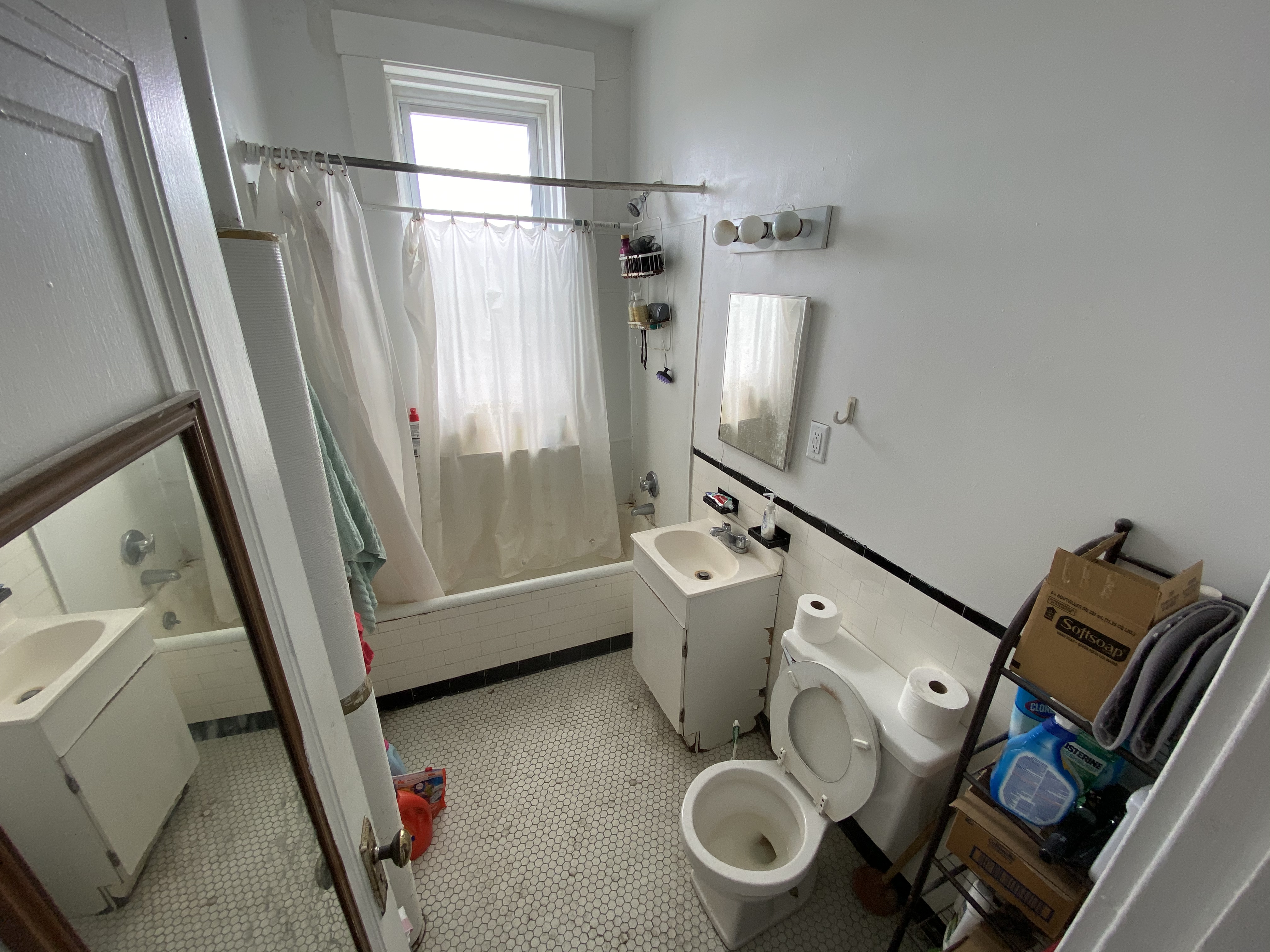 1687 Commonwealth Ave, Brighton