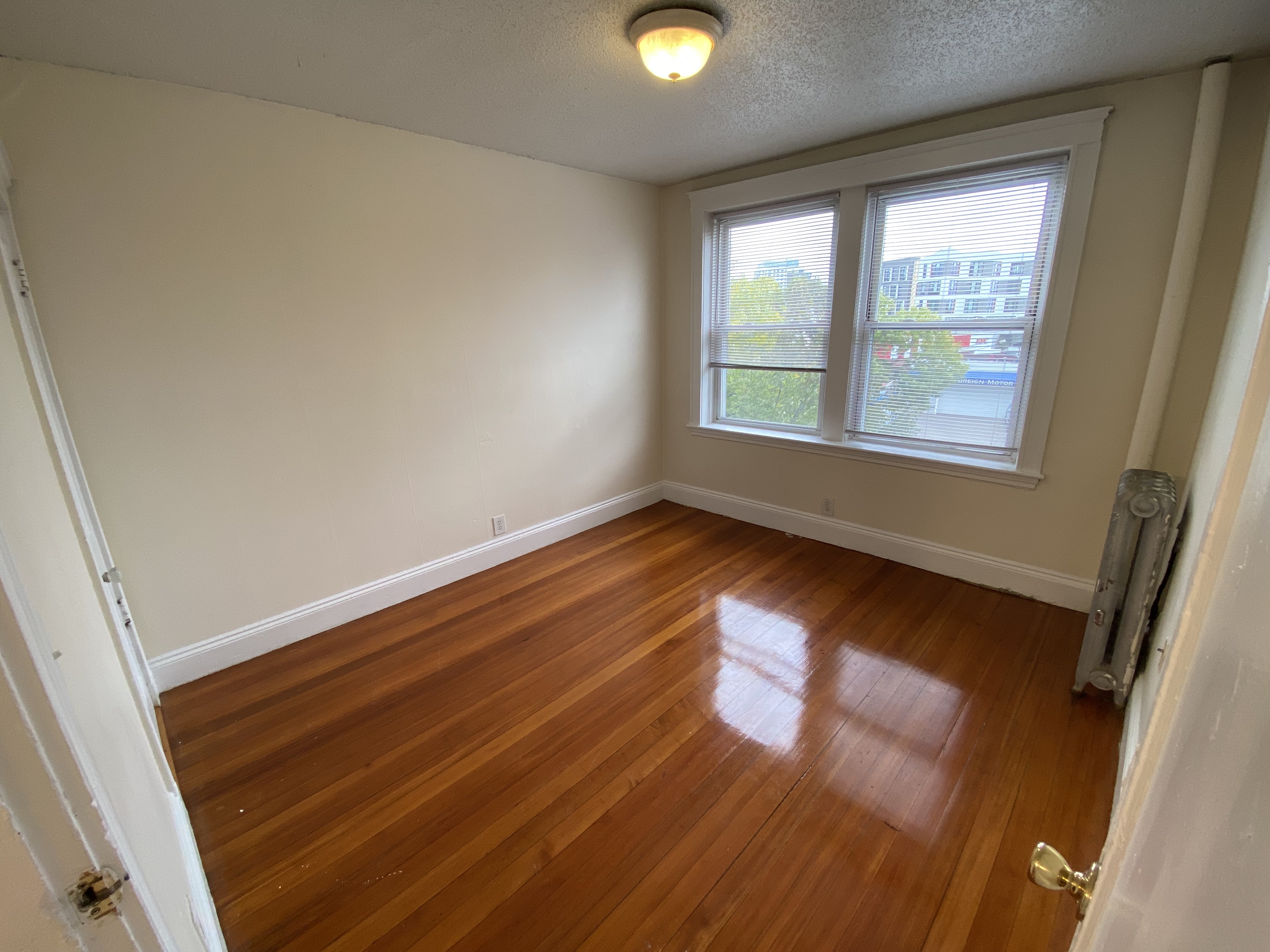518 Cambridge St, Allston