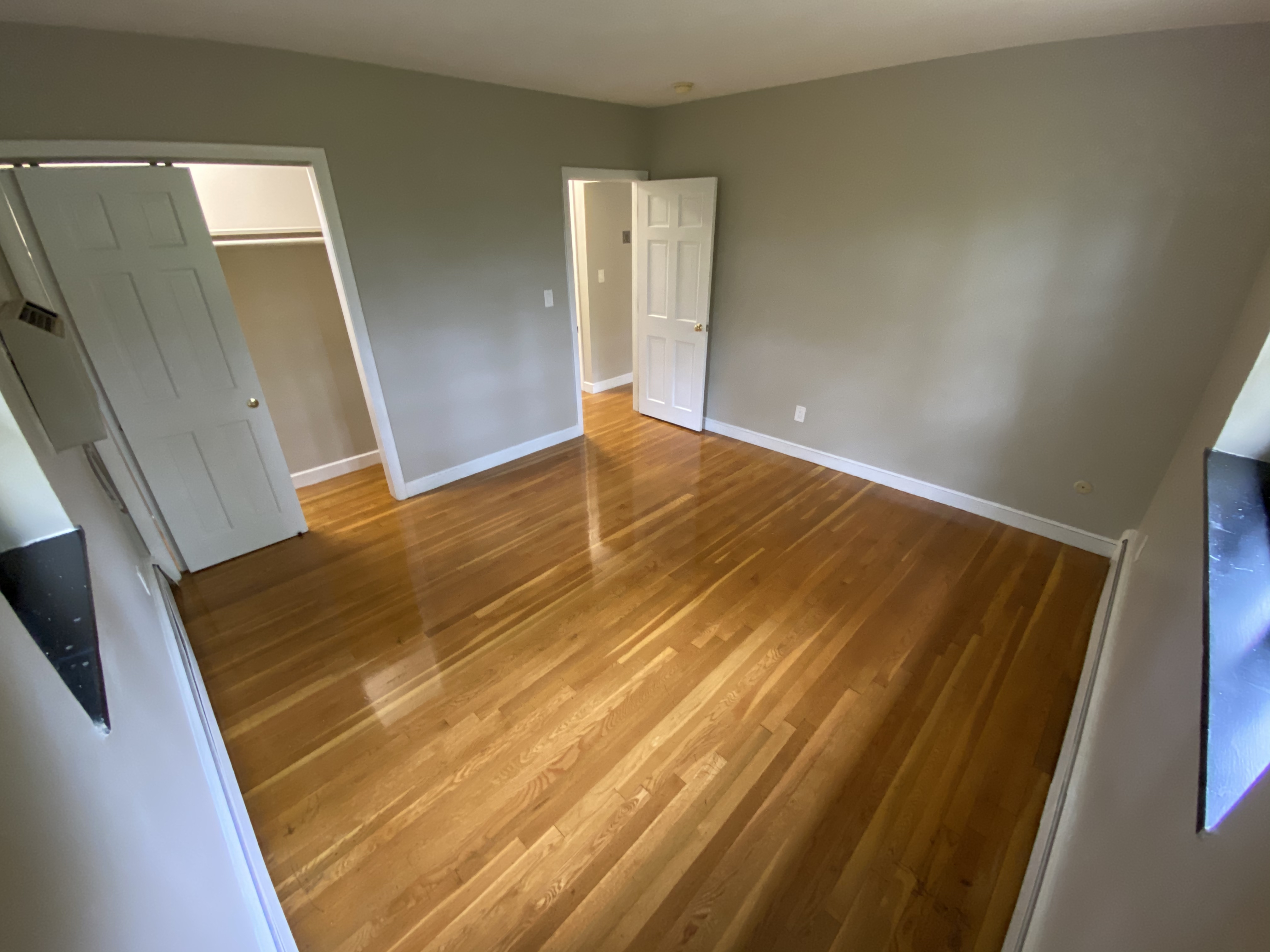 290 Grove St, Newton