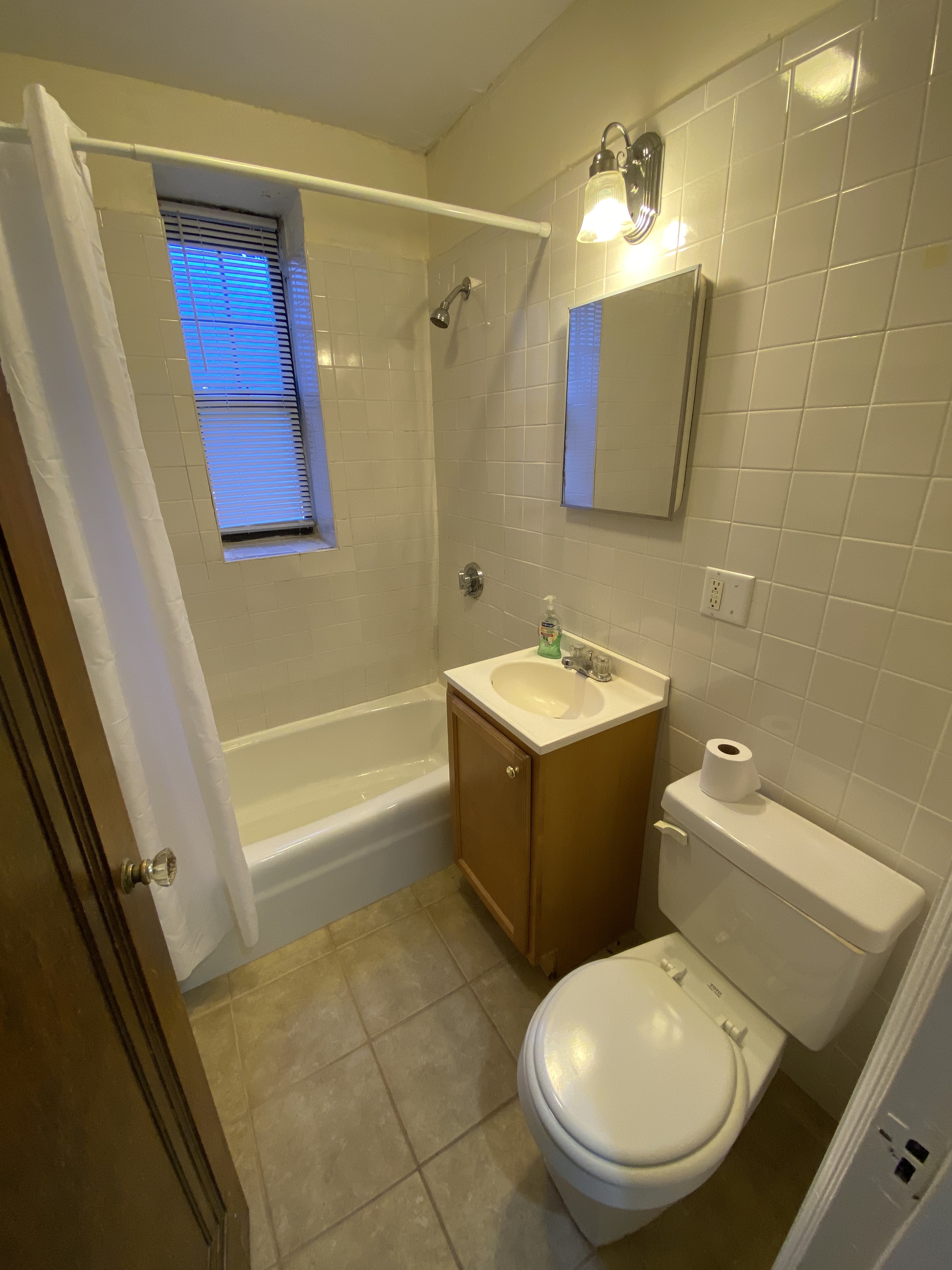 2 Elmwood Ave, Winchester Town Center