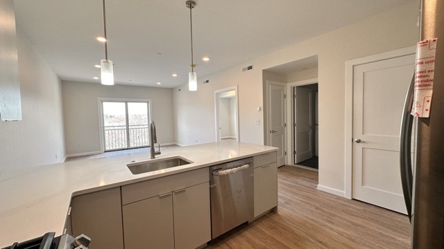 460 Washington St, Brighton