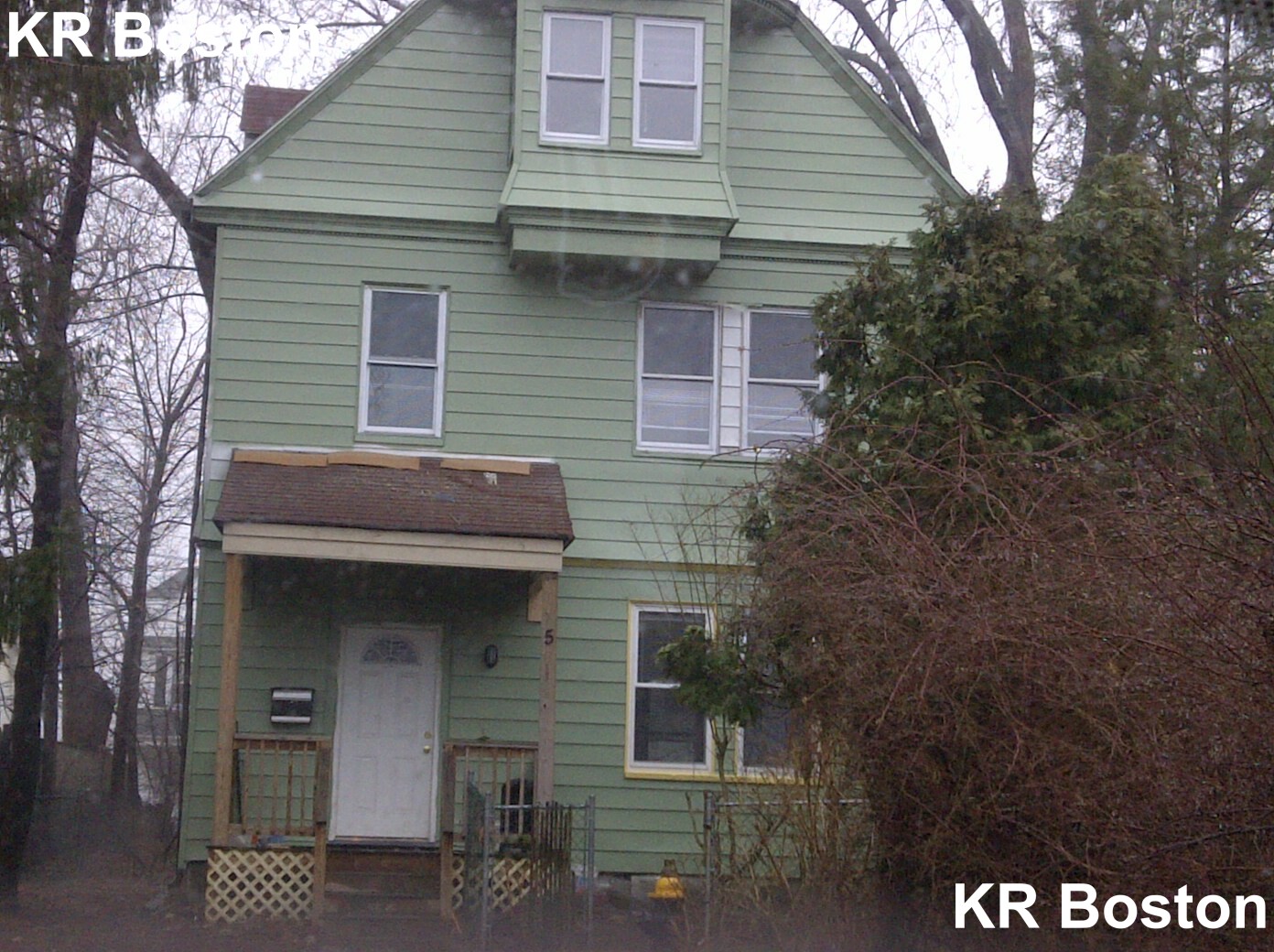 5 Murdock Ter, Brighton