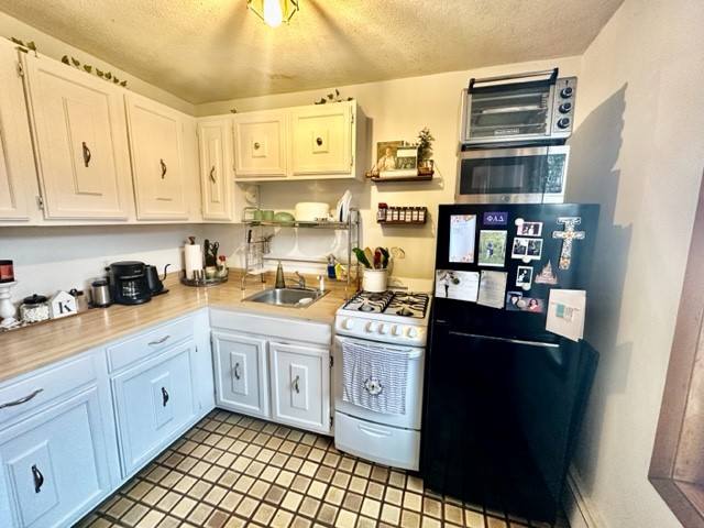 435 Hanover, North End