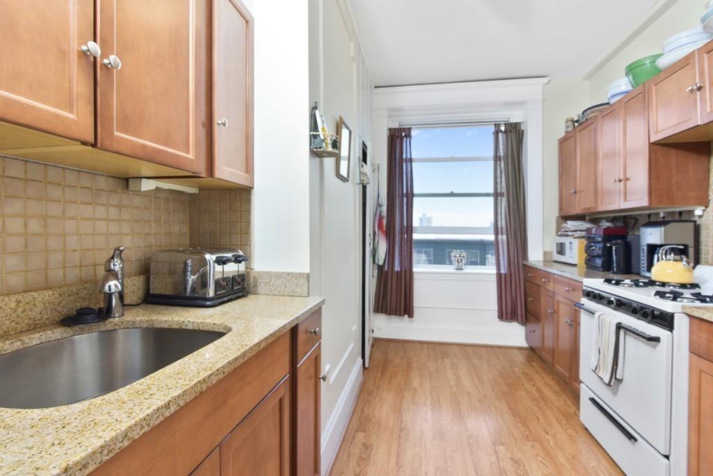 8 Garrison, Back Bay