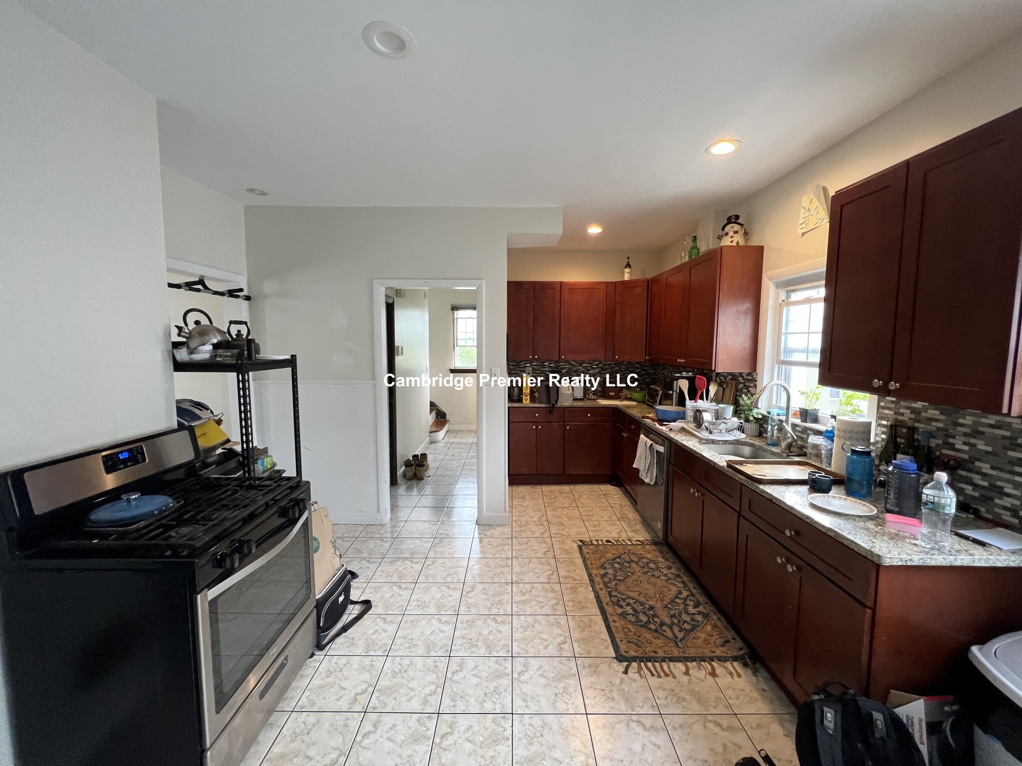 118 Summer St, Medford