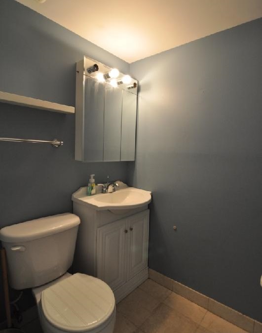 12 Stoneholm St, Fenway