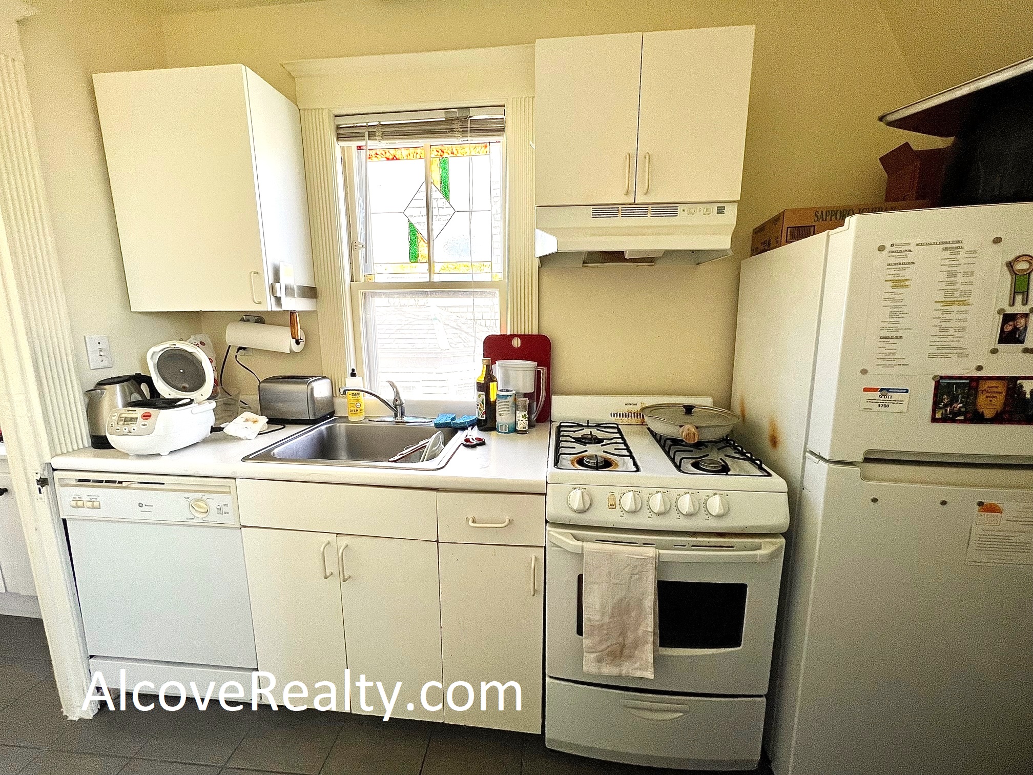 79 College Ave, Davis Square