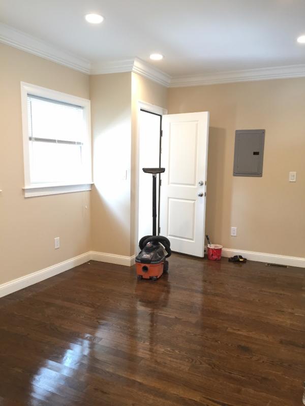 47 Notre Dame St, Roxbury