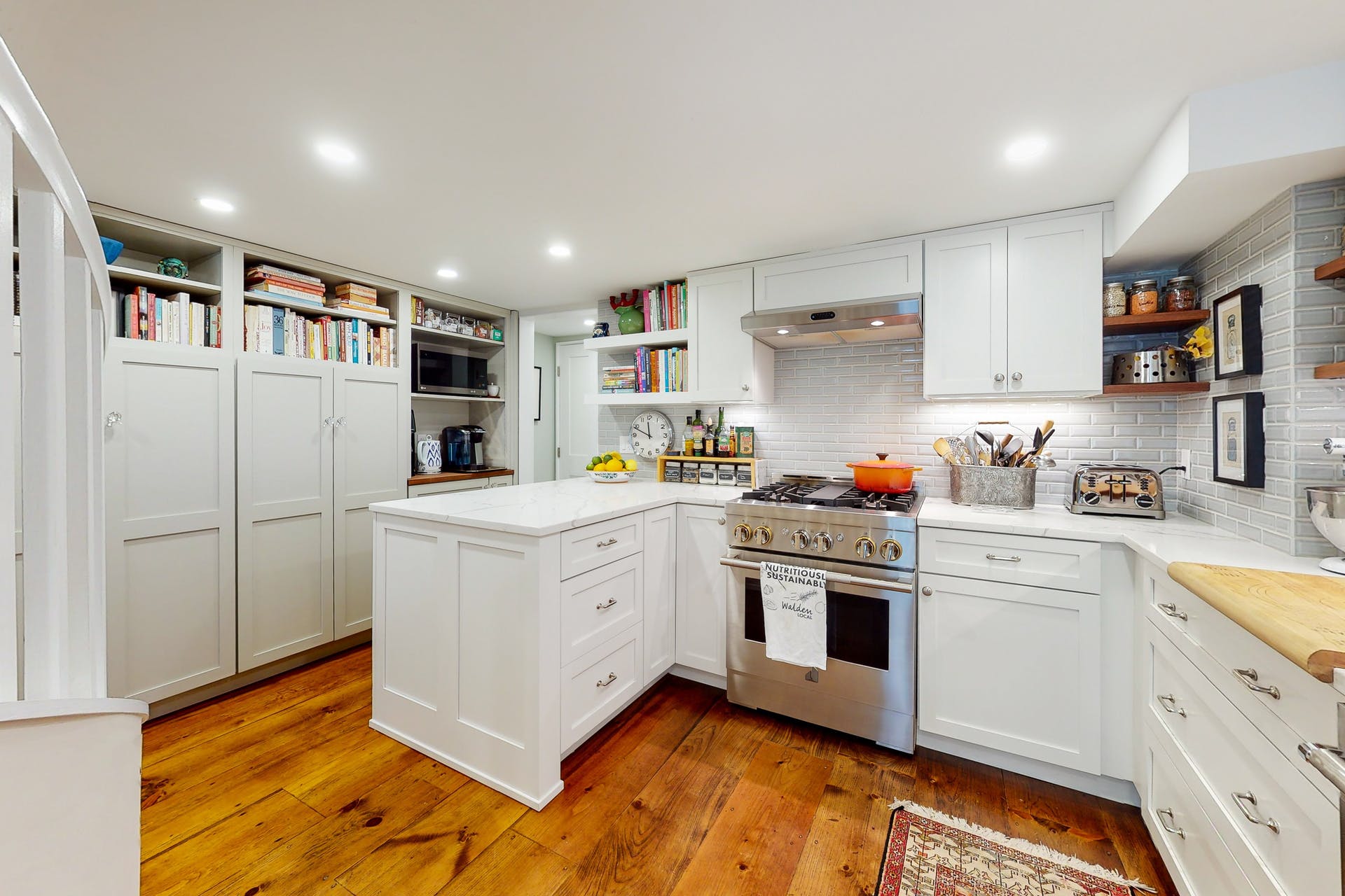 1 Lawrence St, South End