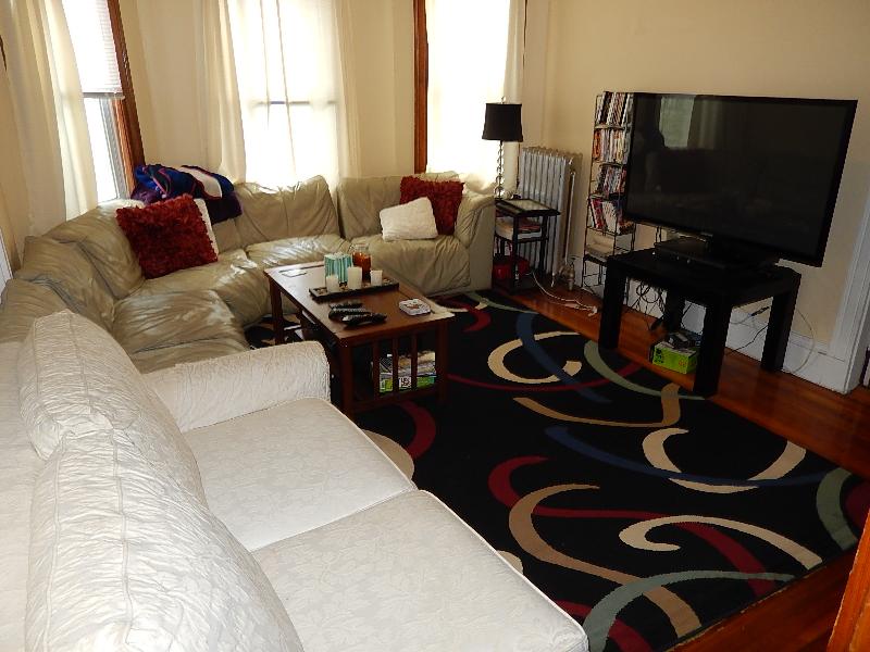 28 Belknap St, Teele Square